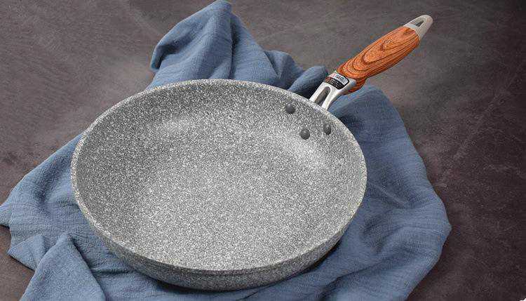 盘点我的锅具红黑榜：哪些是坑？哪些是神器？答案在这里