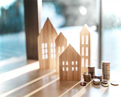 护墙板霉变、报警面板内无电线、装饰条用双面胶贴……上海这群新房业主很糟心！最新：管理部门已牵头协调维修方案