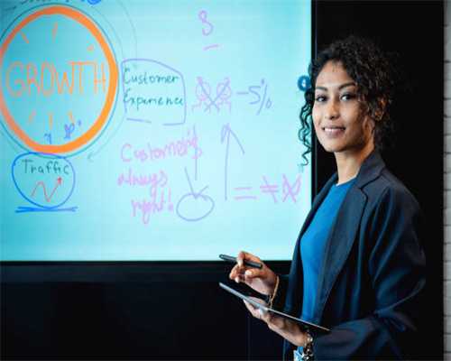贵州女子用猪食洗碗引争议,别说是买不起洗洁精 贵州女子用猪食洗碗引争议,别说是买不起洗洁精