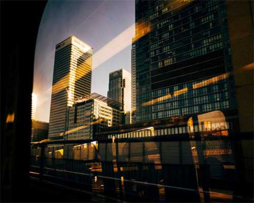 “世界第一网红”翻车了?大牌成堆被喷廉价,老公“出柜”争议多 “世界第一网红”翻车了?大牌成堆被喷廉价,老公“出柜”争议多