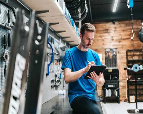 不锈钢合页有什么特点？不锈钢合页与铜合页有什么区别？