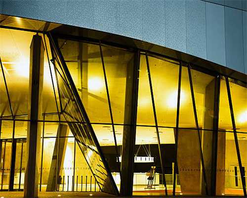 他有个绝活：靠听，就能找到供水管网漏点