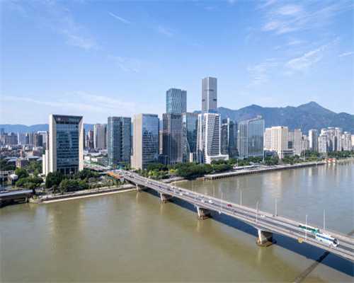 如果再装厨房,台面一定坚持用“不锈钢”,不是执拗,而是受够了 如果再装厨房,台面一定坚持用“不锈钢”,不是执拗,而是受够了