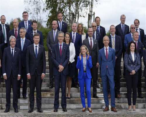 装修浅谈：开发商送的太阳能热水器到底好不好！！？怎么用好？