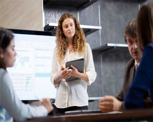 普通车位当成子母车位使用？记者调查发现……